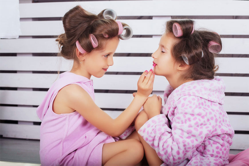 What Age Should Children be Allowed to Wear Make-Up?