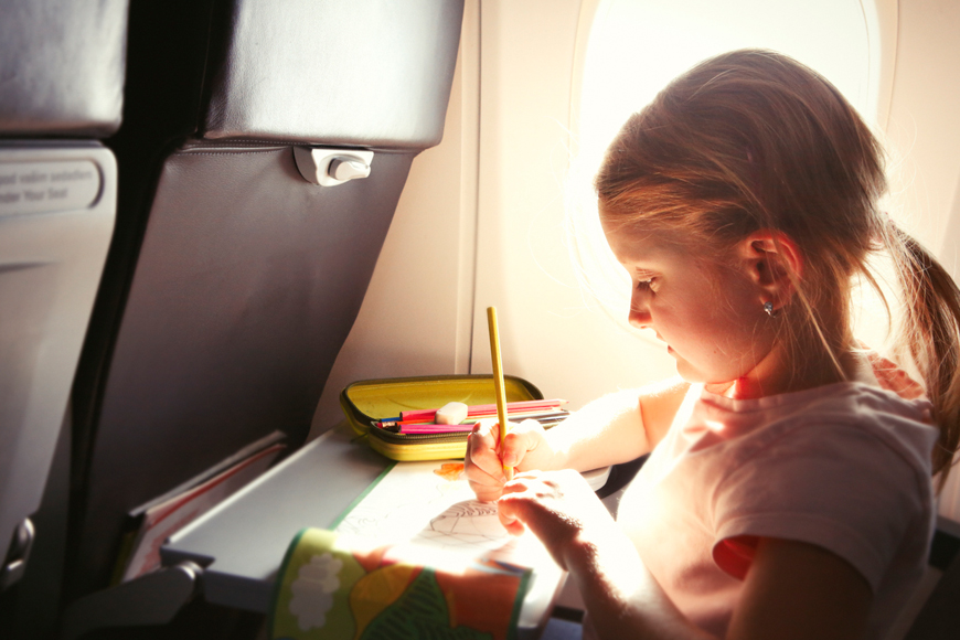Ways to entertain a child on a plane