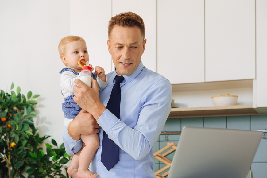 Paternity Leave For Father In UAE | EWmums.com