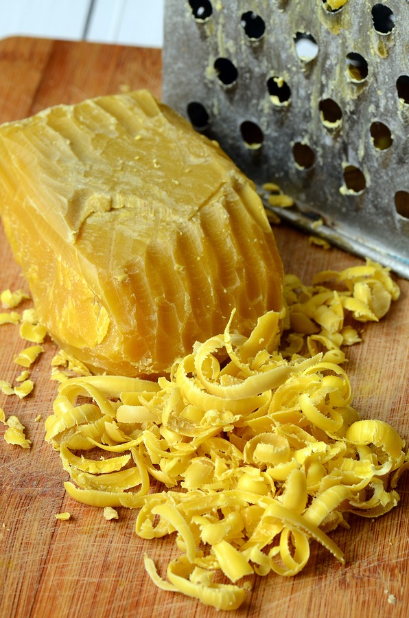 Raw beeswax to combat stretchmarks Raw beeswax to combat stretchmarks