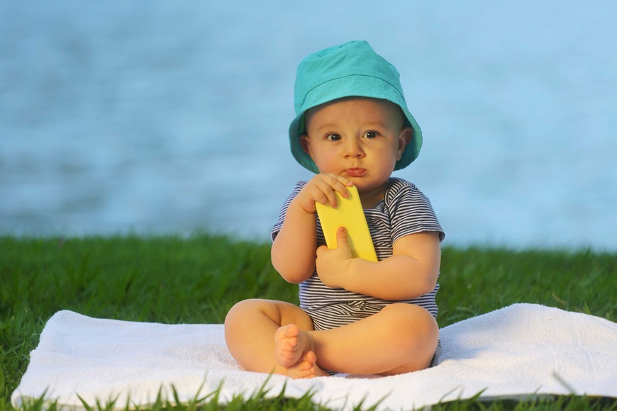 Babies development 10 months Babies development 10 months