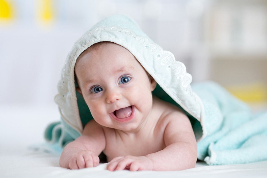 Babies development 2 months Babies development 2 months