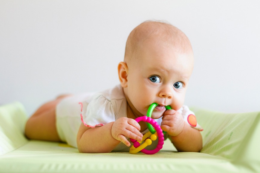 Babies development 3 months Babies development 3 months