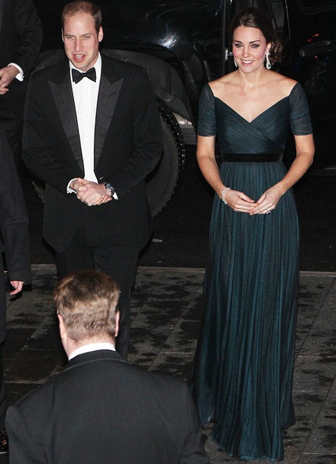 Who said you can’t wear a dress twice. The Duchess of Cambridge wore this ink blue silk frock designed by Jenny Packham, not twice, but three times! Who said you can’t wear a dress twice. The Duchess of Cambridge wore this ink blue silk frock designed by Jenny Packham, not twice, but three times!