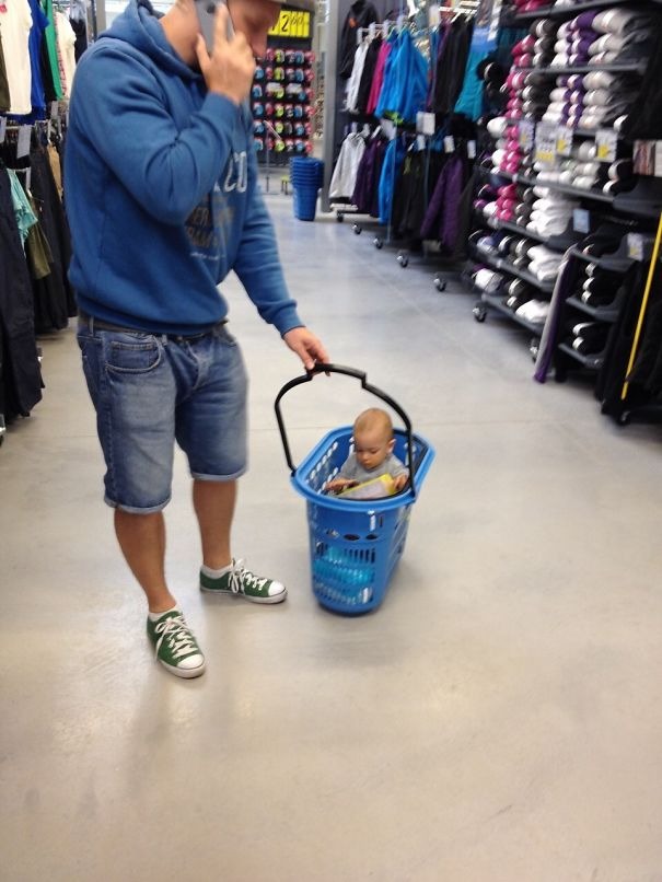 Why Dads Shouldn't Be Left Alone With Children - in Pictures Why Dads Shouldn't Be Left Alone With Children - in Pictures