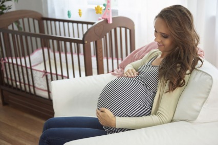 كم يستغرق البطن ليعود إلى شكله الطبيعي بعد الولادة؟