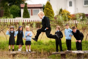 7 Reasons Children Should Learn Outside