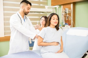 مؤشرات اقتراب موعد الولادة 