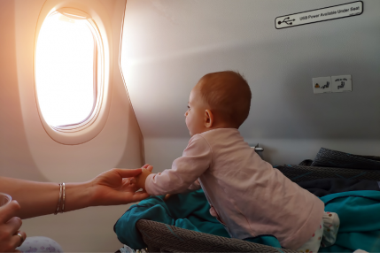 emirates baby bassinet size